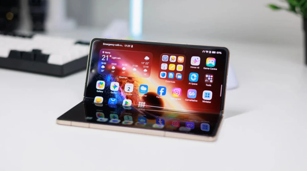 Honor готує складаний смартфон, який може перевершити Galaxy Fold 8 та iPhone Ultra: перші деталі